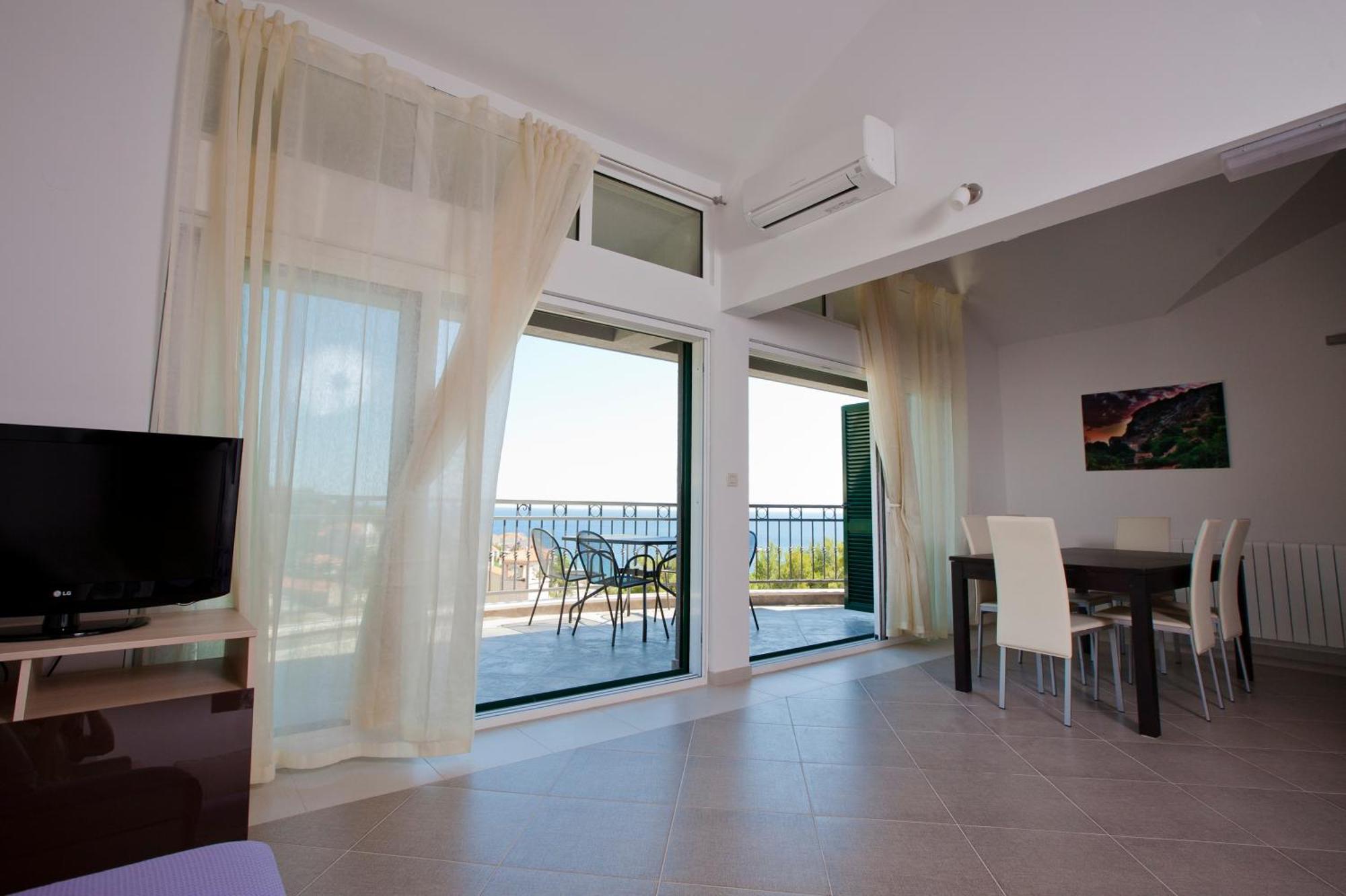 Island Hvar Seaside Levanda With Beach, Pool & Seaview Appartamento Hvar Town