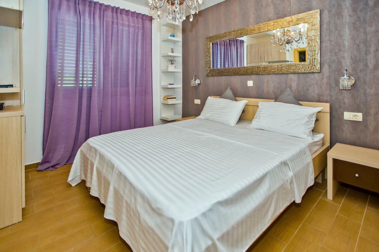 Island Hvar Seaside Levanda With Beach, Pool & Seaview