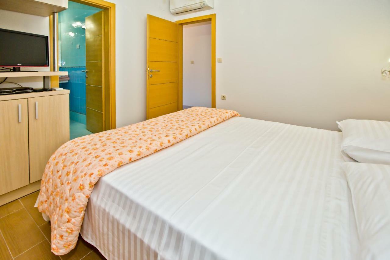 Appartamento Island Hvar Seaside Levanda With Beach, Pool & Seaview *