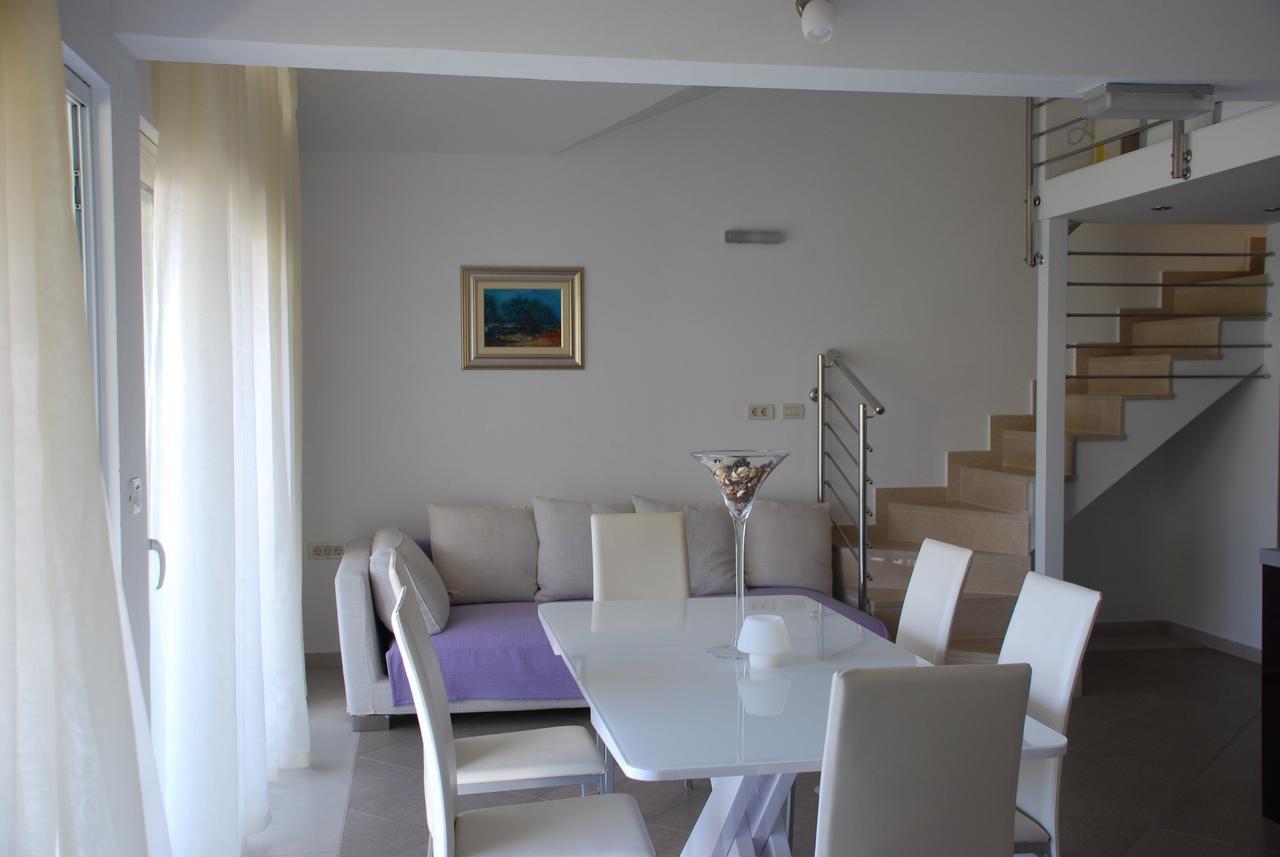 Apartment Island Hvar Seaside Levanda With Beach, Pool & Seaview